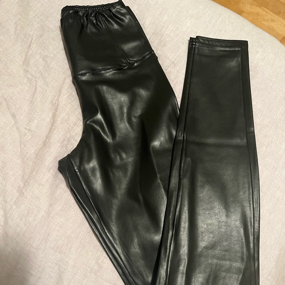Aritzia “Wilfred Free” Daria Pant - Picture 4 of 8